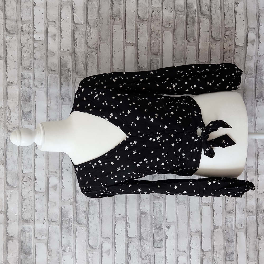 Arizona Black Cropped Long Sleeve